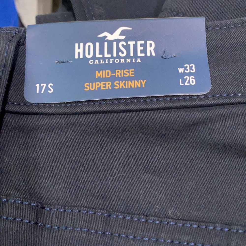 Hollister mid rise super skinny jeans